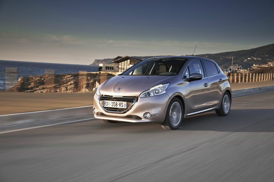 Peugeot 208 : 363 euros