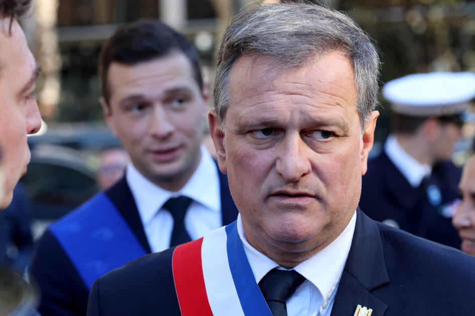 Ni Le Pen, ni Bardella... Le RN repr&eacute;sent&eacute; &agrave; l'investiture de Trump par un second r&ocirc;le