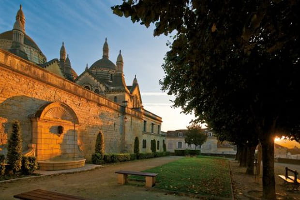Sur les chemins sacrés de Saint-Jacques de Compostelle