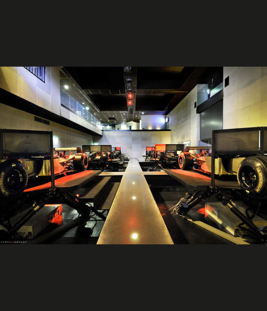 I-WAY&nbsp;: le simulateur de courses automobiles