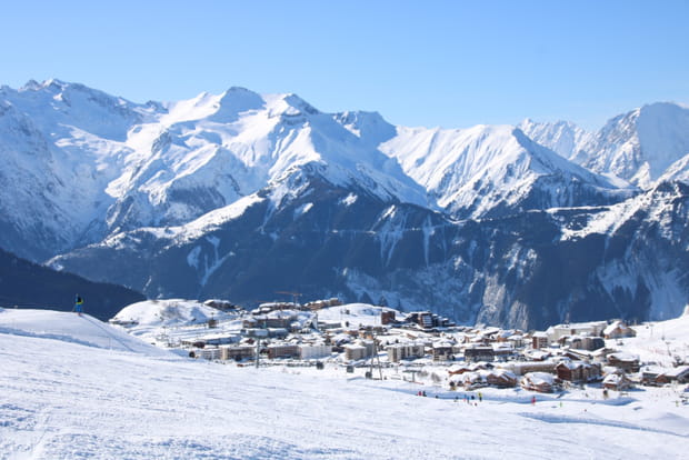 Le massif des Grandes Rousses et ses sommets impressionnants