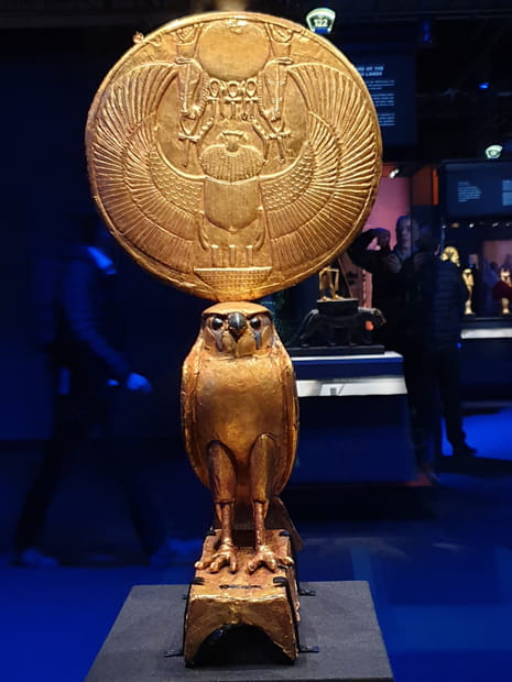 Figurine d'Horus sous les traits d'un faucon