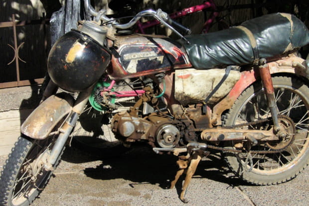 Moto rafistolée