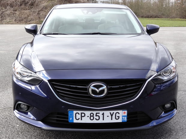 Face avant expressive