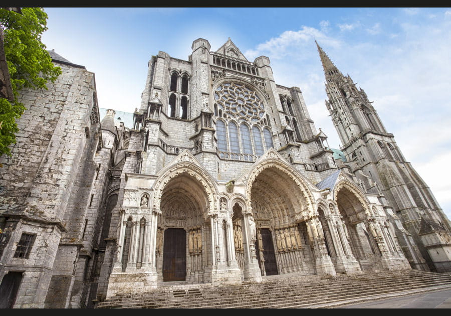 49e&nbsp;: la cath&eacute;drale de Chartres