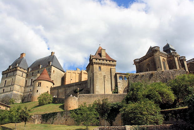 Le château de Biron