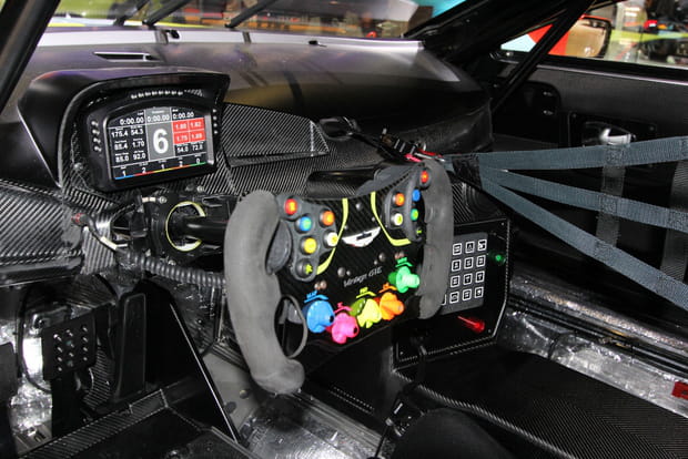 Au volant de la Vantage GTE