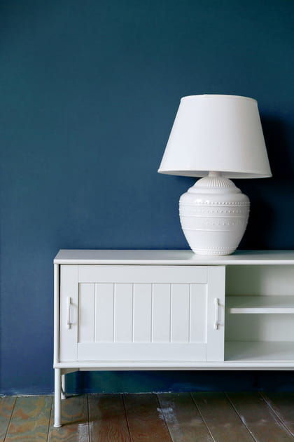 Quel est cet objet improbable pour faire dispara&icirc;tre la poussi&egrave;re des abat-jours