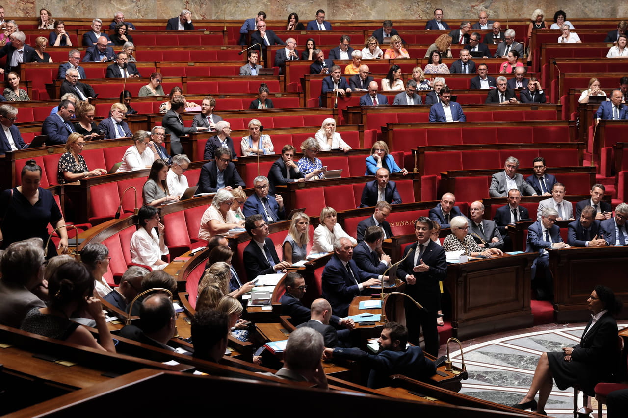 Elections législatives 2025 : à quelle date peut avoir lieu le vote en cas de dissolution ?