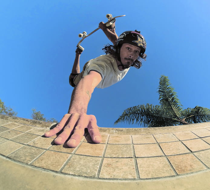 Comme attir&eacute; par le ciel