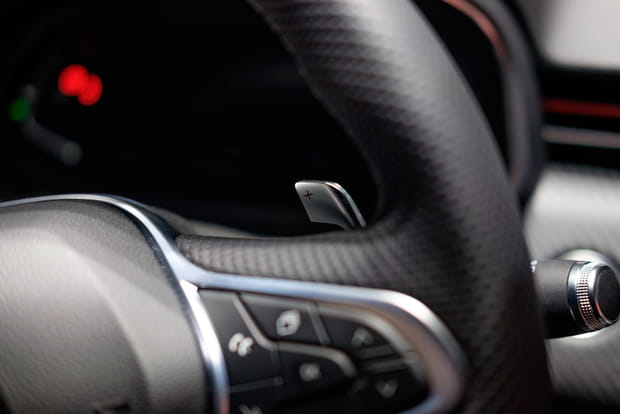 Zoom sur les palettes au volant de la Clio 5