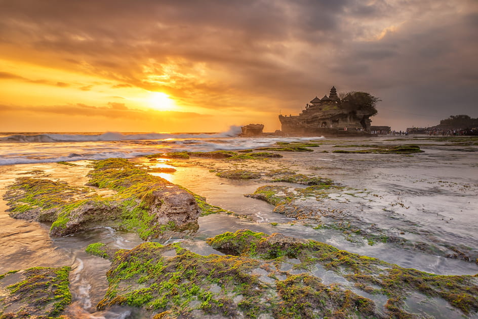 Le temple de Tanah Lot &agrave; Bali