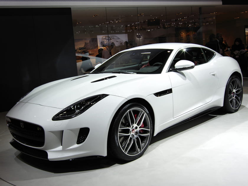 Jaguar Type F Coup&eacute;