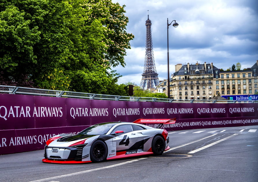 Un tour en plein Paris