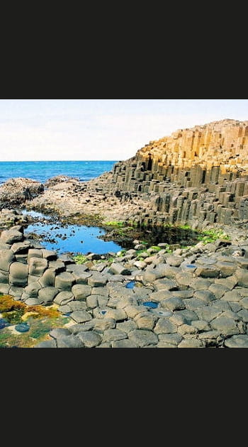 En Irlande, voir la Chauss&eacute;e des G&eacute;ants