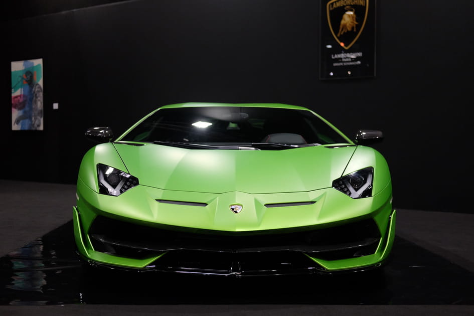 Quelles sont les dimensions de l'Aventador SVJ&nbsp;?