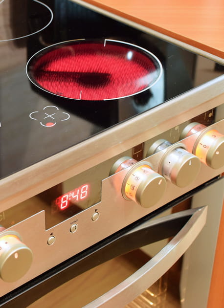 Astuce 14&nbsp;pour pr&eacute;server les po&ecirc;les et casseroles&nbsp;: s&eacute;lectionner la bonne taille de plaque