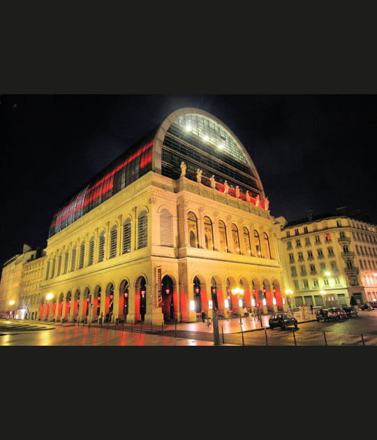 Lumi&egrave;re sur l'Op&eacute;ra