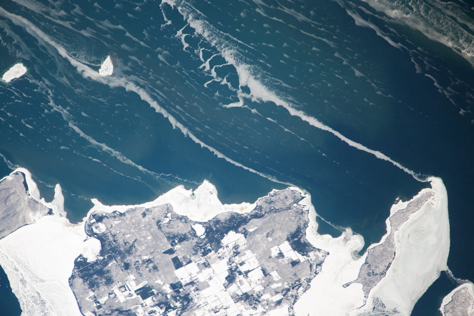 Des courants de glace sur le lake Michigan