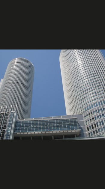 26. La gare de Nagoya et les JR Towers