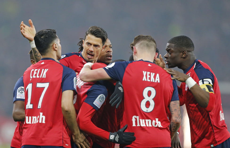 7e minute&nbsp;: Meunier maladroit, Lille ouvre le score (1-0)