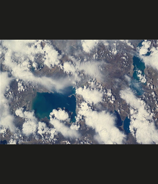 Lac dans son &eacute;crin