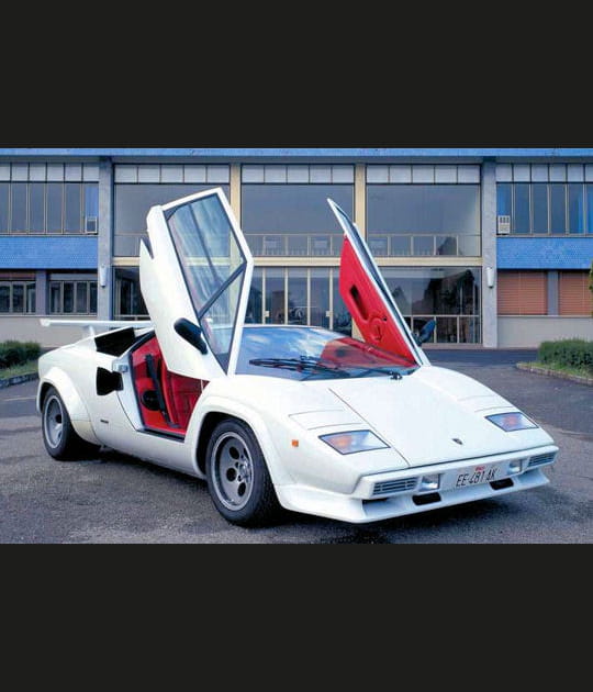 Lamborghini Countach&nbsp;: avion de chasse