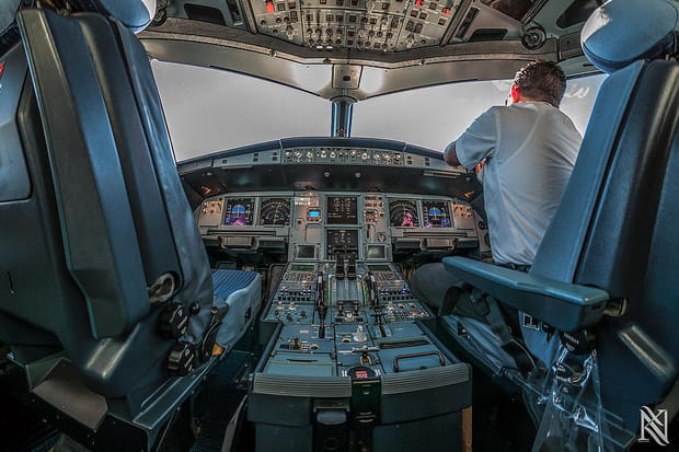 Le cockpit, sous un autre angle