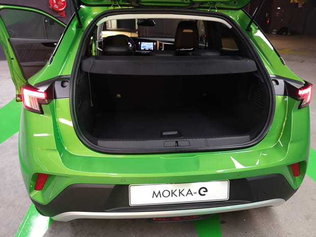 Une ouverture de coffre originale