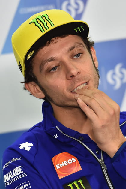 Valentino Rossi, coll&eacute; &agrave; ses auto-collants