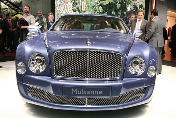 Une face avant déterminée