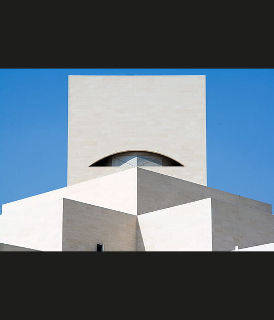 Formes cubiques et coupoles