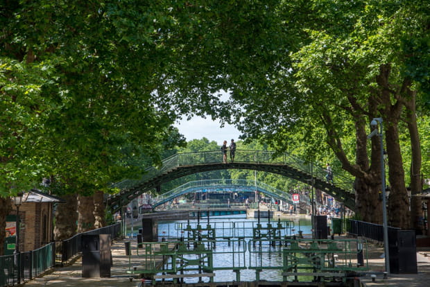 Une escale romantique au Canal Saint-Martin à Paris