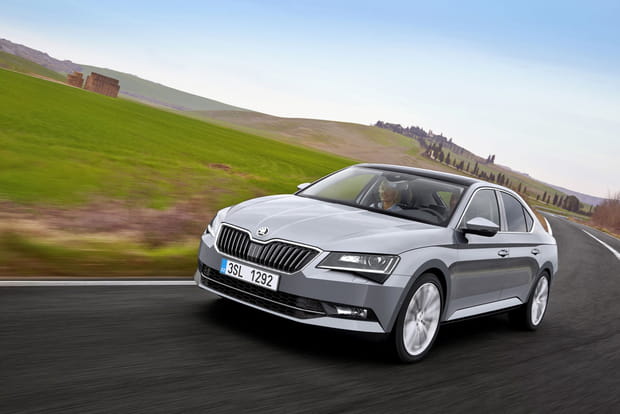 3e berline familiale la moins chère : Skoda Superb