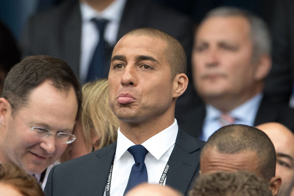 David Trezeguet regarde ses successeurs contre la Roumanie