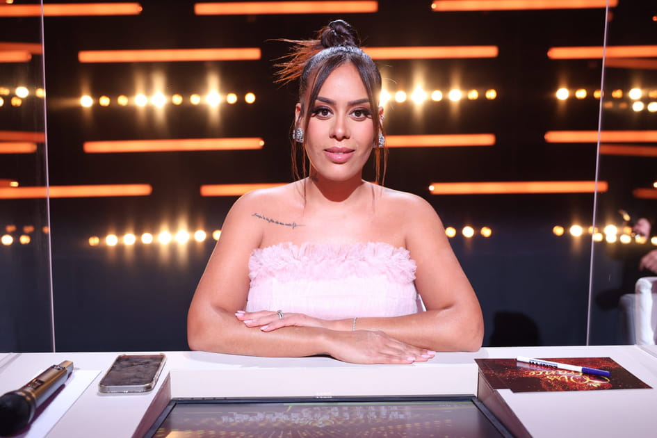 Amel Bent, jur&eacute;e de Miss France
