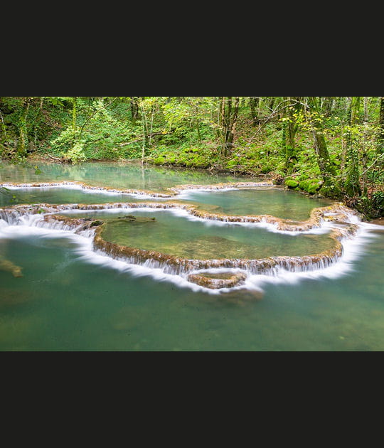 L'eau fig&eacute;e de la rivi&egrave;re