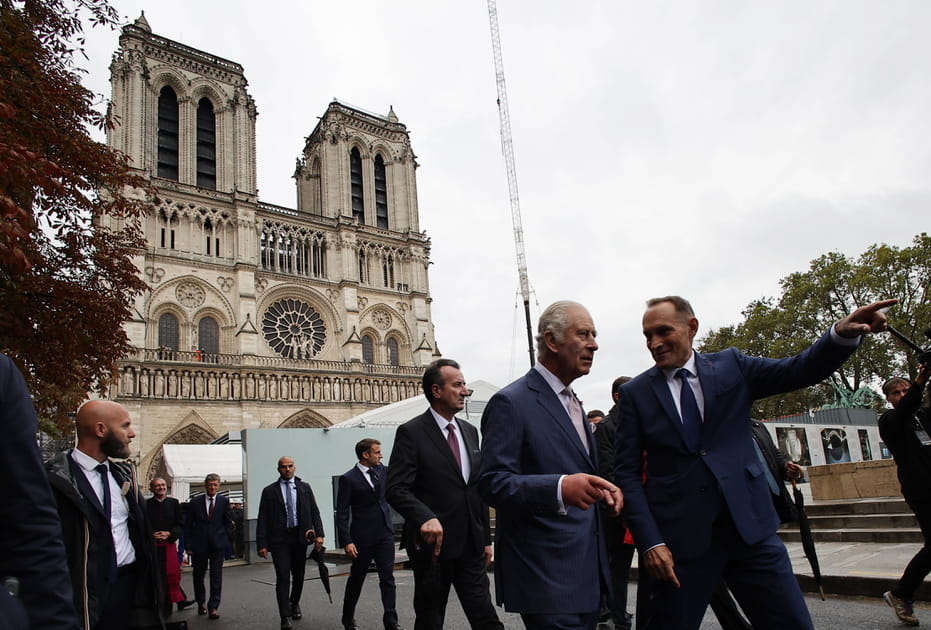 Les images de la visite de Charles III en France
