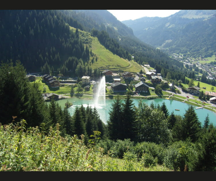 Ch&acirc;tel et son lac