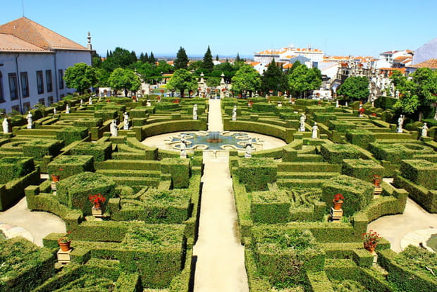 Les jardins du Palais épiscopal de Castelo Branco au Portugal