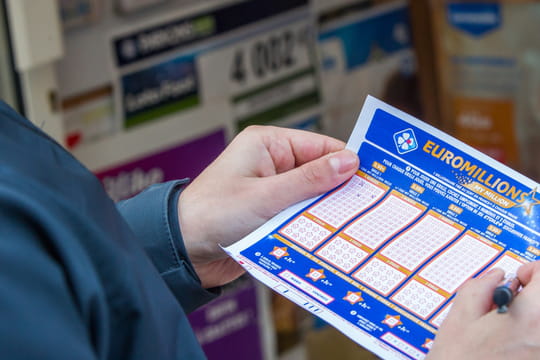R&eacute;sultat Euromillions (FDJ)&nbsp;: le tirage de ce mardi 14&nbsp;octobre 2025&nbsp;[EN LIGNE]