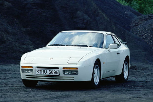 Porsche 944