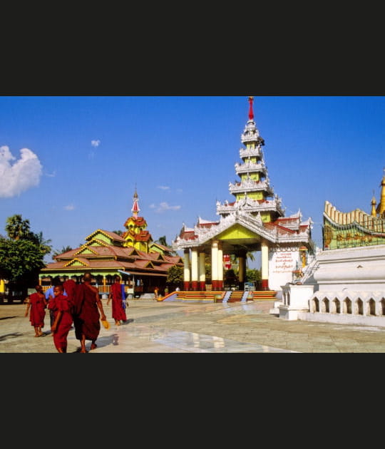 La pagode de Shwemawdaw &agrave; Bago