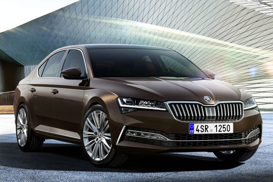 Skoda Superb restyl&eacute;e