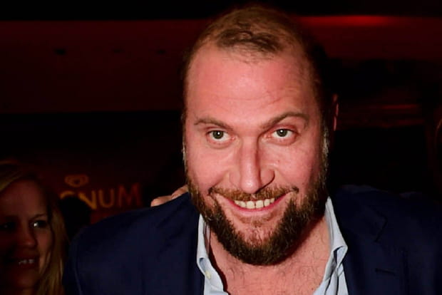 "Est-ce que t'es épilée ? T'es pas épilée ? Est-ce que t'as des copines ? T'as pas de copine ?"