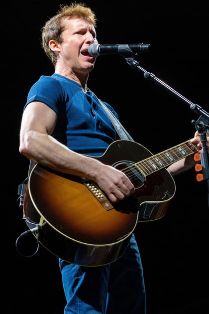 James Blunt pour disperser des antivax