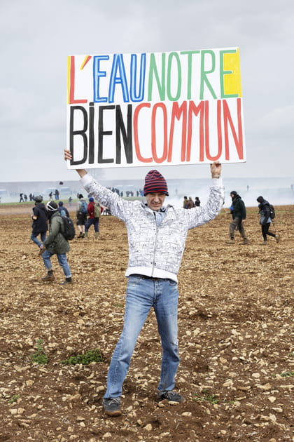 Les arguments contre&nbsp;les m&eacute;ga-bassines: une privatisation de l'eau par l'agro-industrie