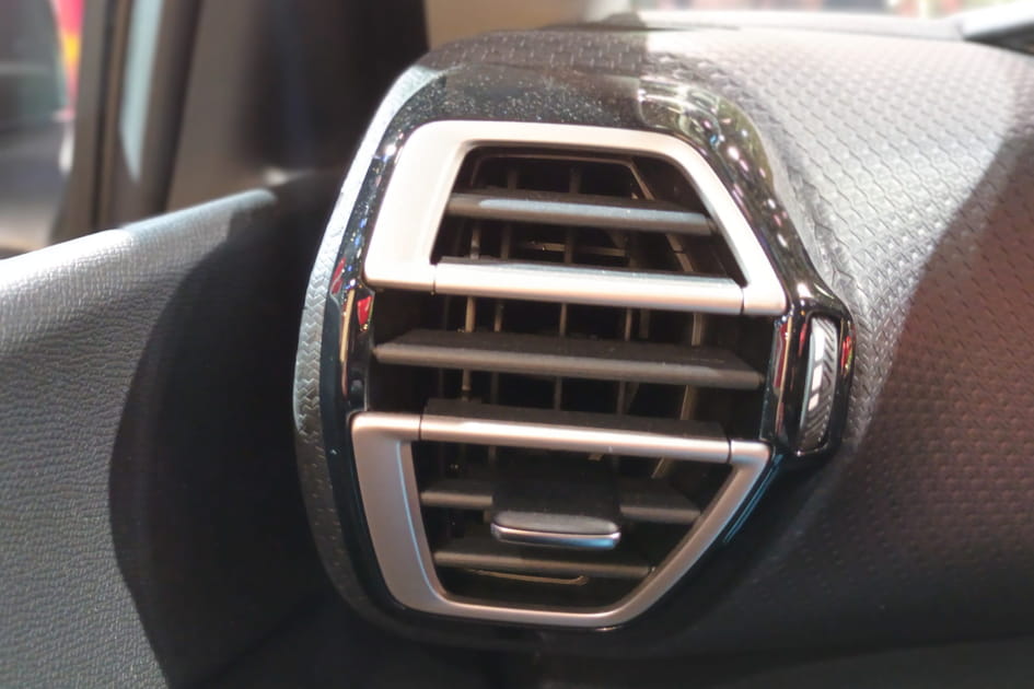 On aime moins certains attributs de la Citro&euml;n C4, comme ses blocs pour la ventilation
