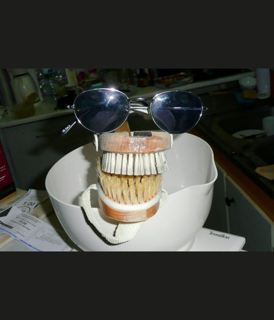 T&ecirc;te de brosse