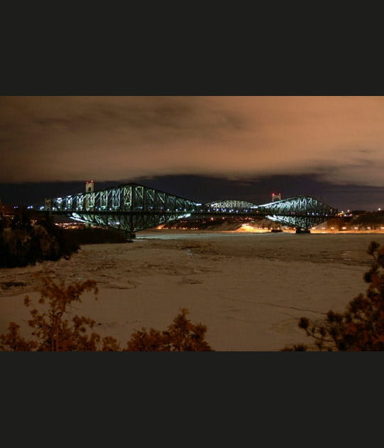 L'historique pont de Qu&eacute;bec